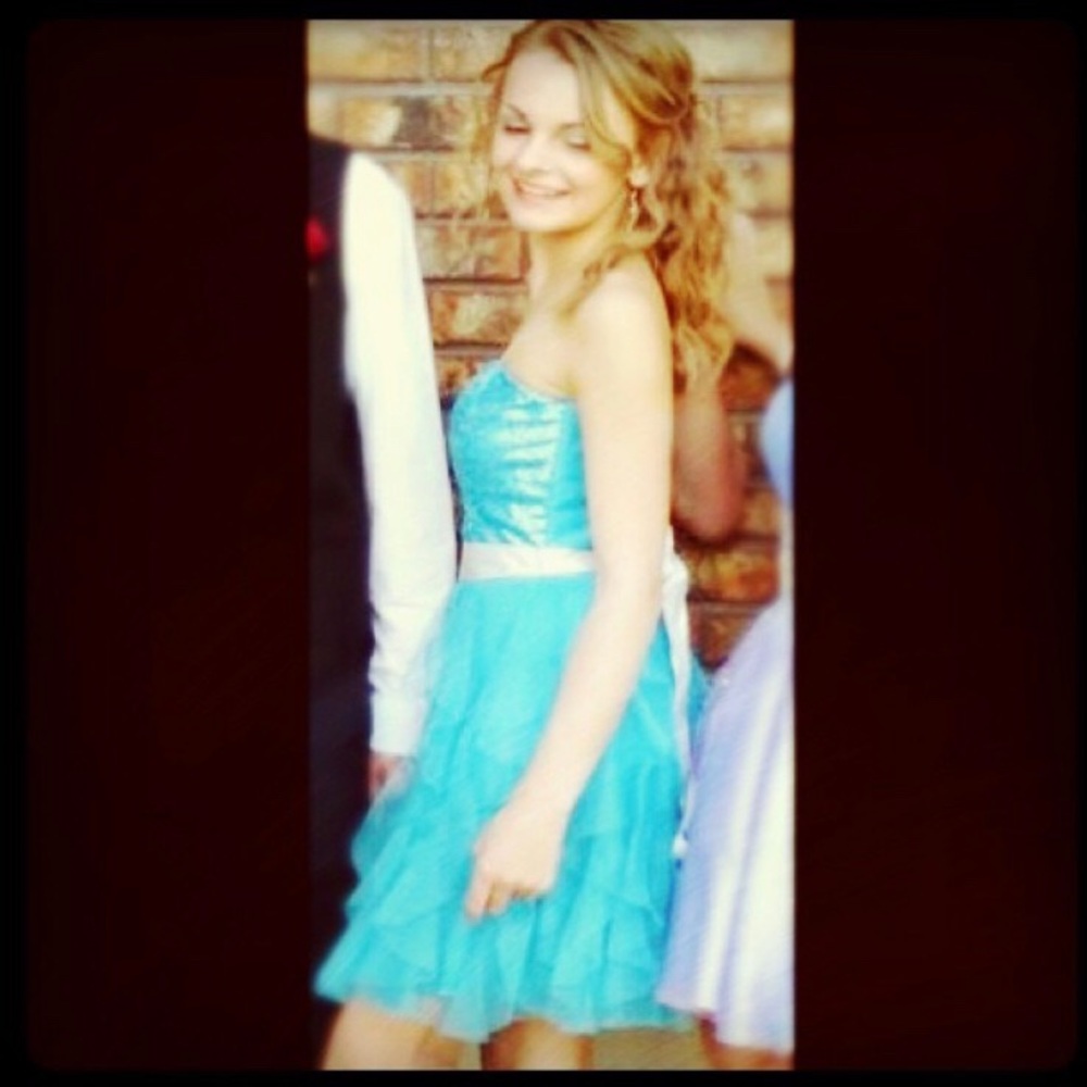 Strapless Sparkly blue sequin dress